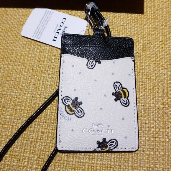 COACH ID LANYARD Bee Print -NWT - Picture 5 of 6